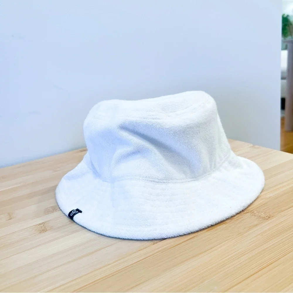 Aritzia French Terry white bucket hat M/L - Picture 2 of 8